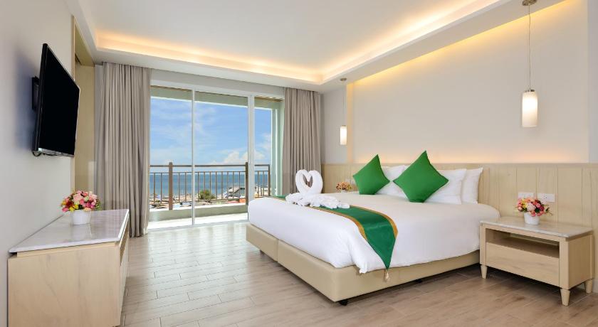 Image of Suite with Sea View 0