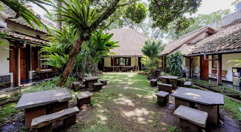 Urbanview Rumah Ebo Dago Bandung – Bandung, KY