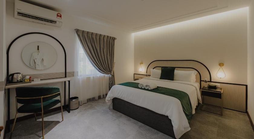 Immagine di Camera Matrimoniale con Bagno in Comune (Double Room with Shared Bathroom) 1
