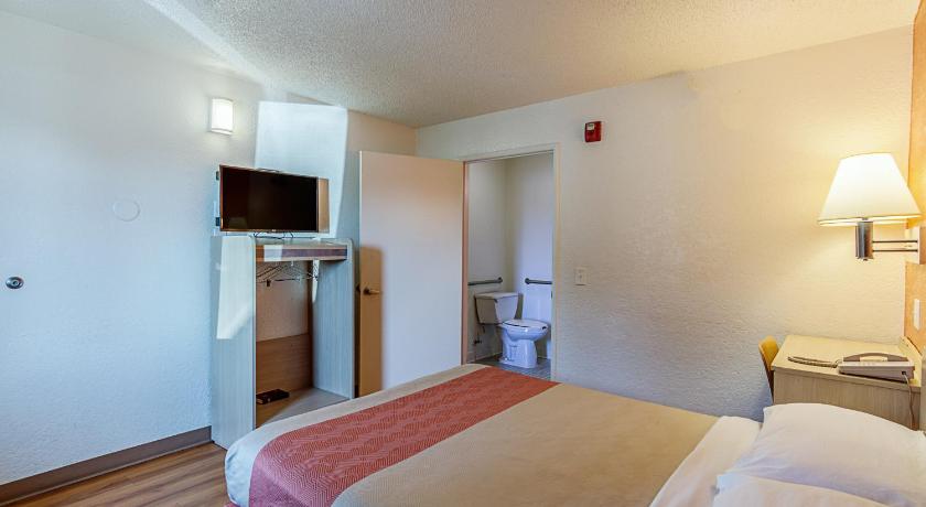 Motel 6-Modesto, CA