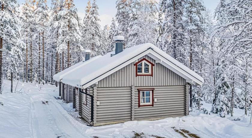 Holiday Home Yllaksen tunturihonkamaja 5 by Interhome