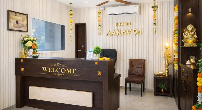 Hotel Aarav 94 – Indore, OH