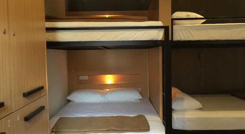 Image of 1 Person in 4-Bed Deluxe Dormitory - Mixed 1