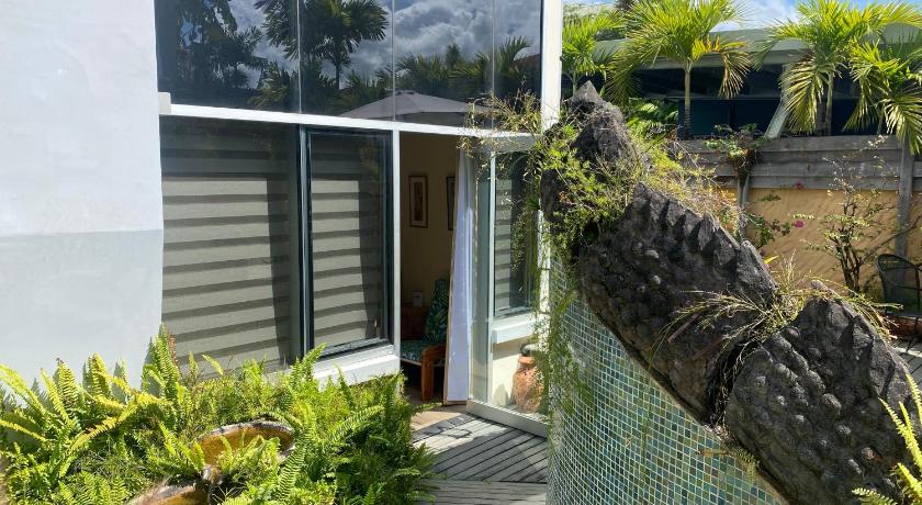 Image of Double Room with Garden View 9