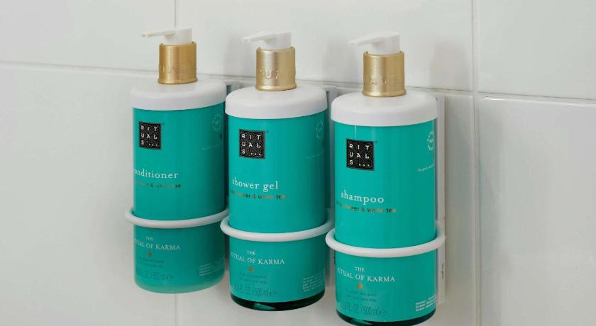 Image of Executive Room with Queen Bed 6