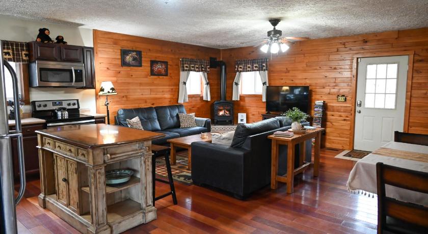 로렐빌 A Beary Cozy Cabin in Hocking Hills 4성급 숙소 스위트룸