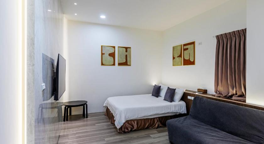 Image of Two-Bedroom House 4