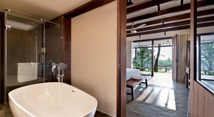 Image of Platinum Room with River View (with complimentary Kayaking and 20% off on Massage session) 9