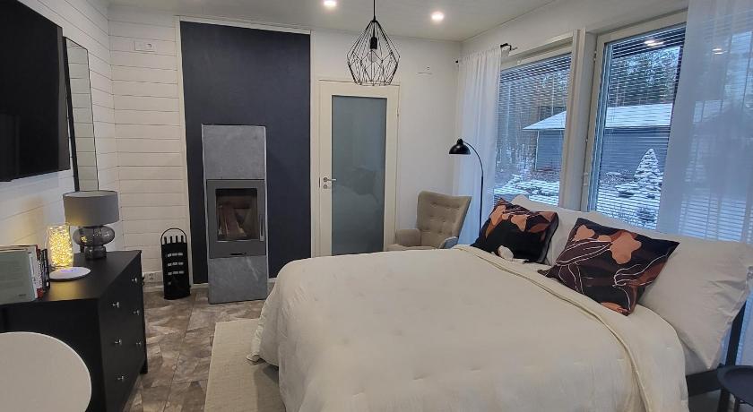 Cozy studio with a wood burning sauna