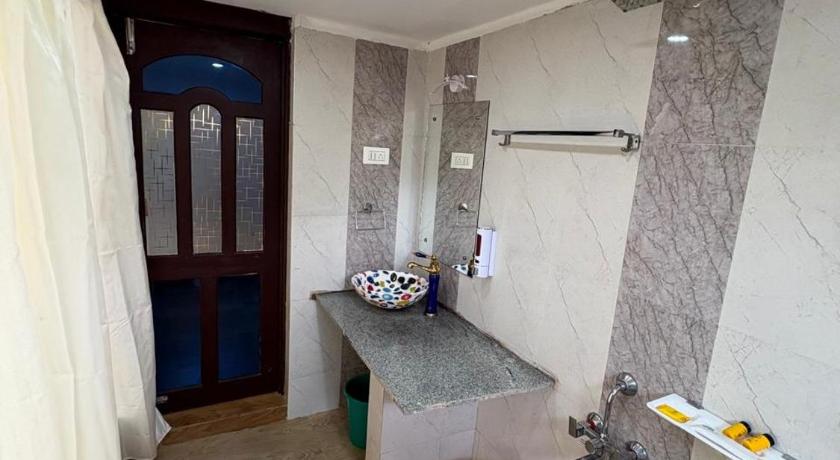 Rozana Retreats - image 20