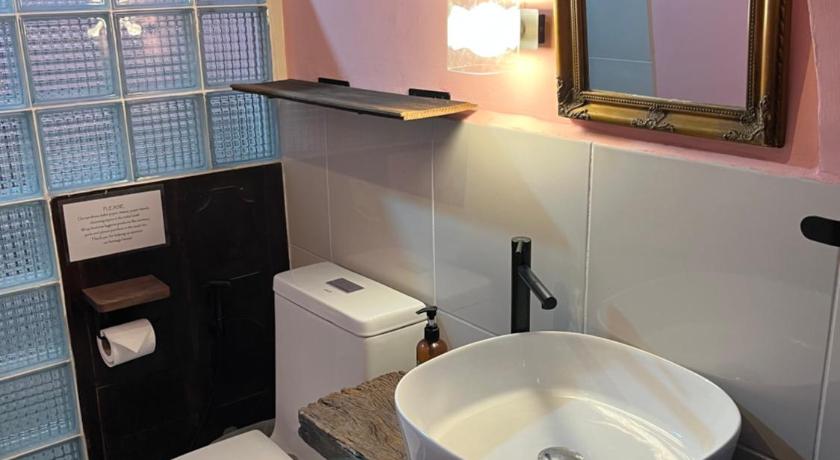 Image of Queen Room - Disability Access 2