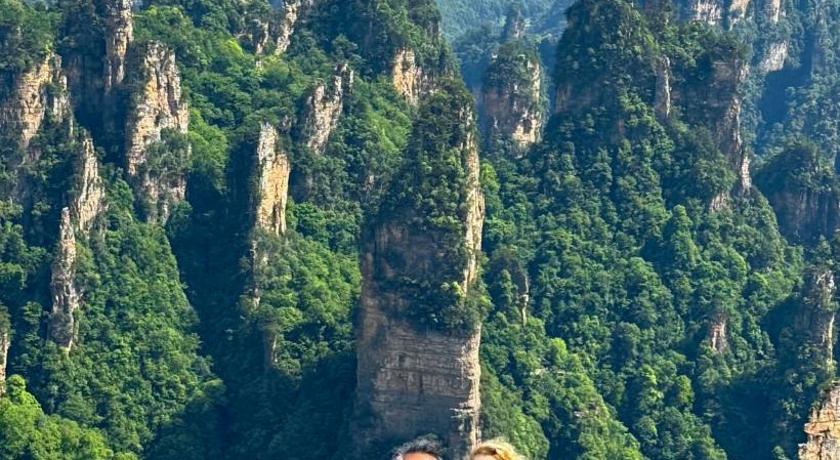 Zhangjiajie Waterfront Huajian Inn& Tianmen National Forest Park & Free pick up service