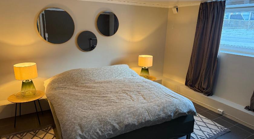 Egen inngang, privat hybel i Porsgrunn sentrum med gratis parkering