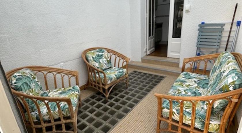 シャトールー Appartement centre ville 3つ星 シングルルーム プール