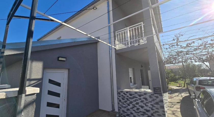 Studio Apartman Sutic