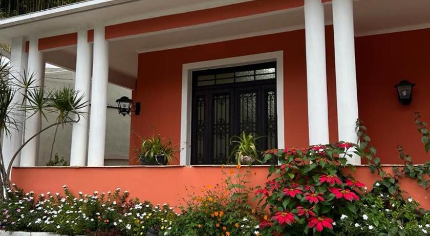 Casa prox ao centro 2 quartos aconchegante na serra