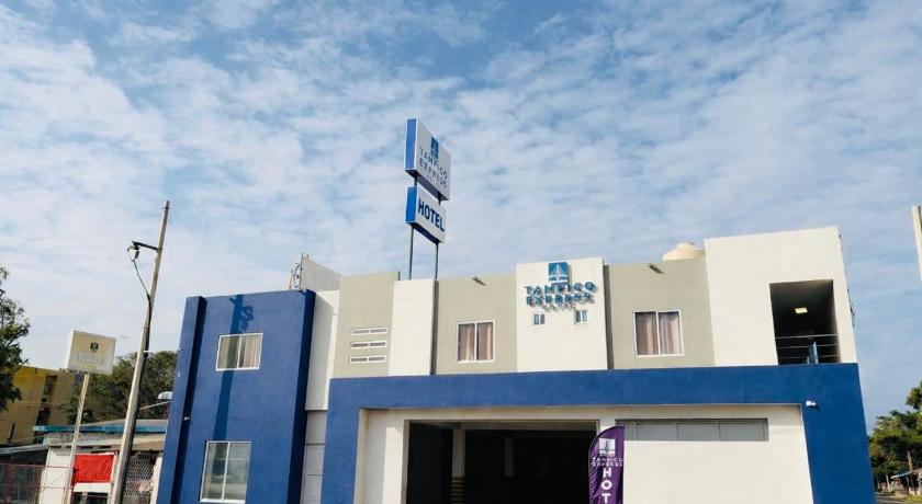 HOTEL TAMPICO EXPRESS MORALILLO
