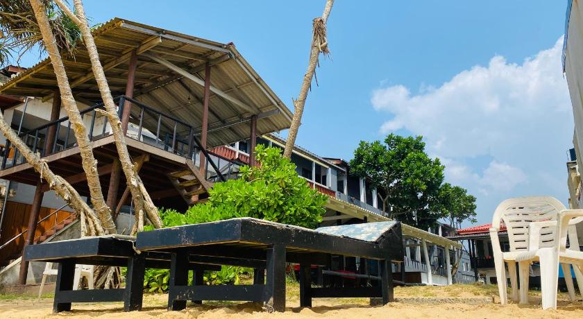 Amadio Beach Resort - image 11