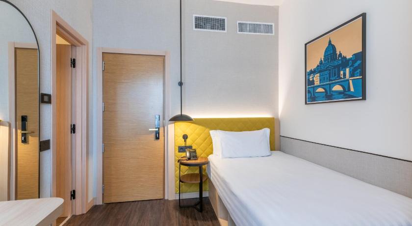 Image of Single Room 4