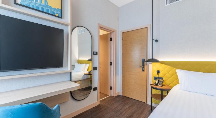 Image of Single Room 0