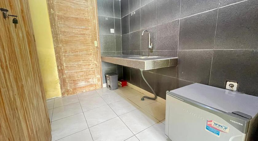 Palm 57 Guest House Legian - image 7