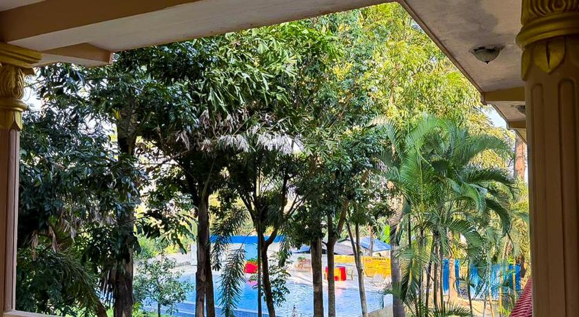 Image of Deluxe Garden View Room 7