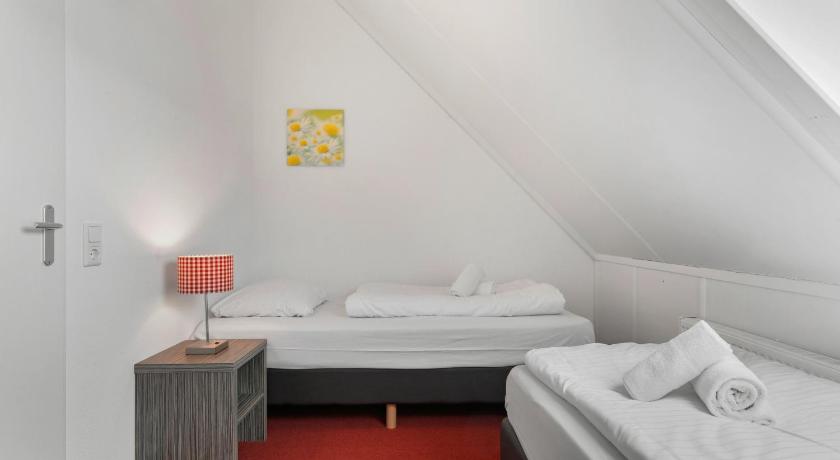 Image of Three-Bedroom Chalet 7