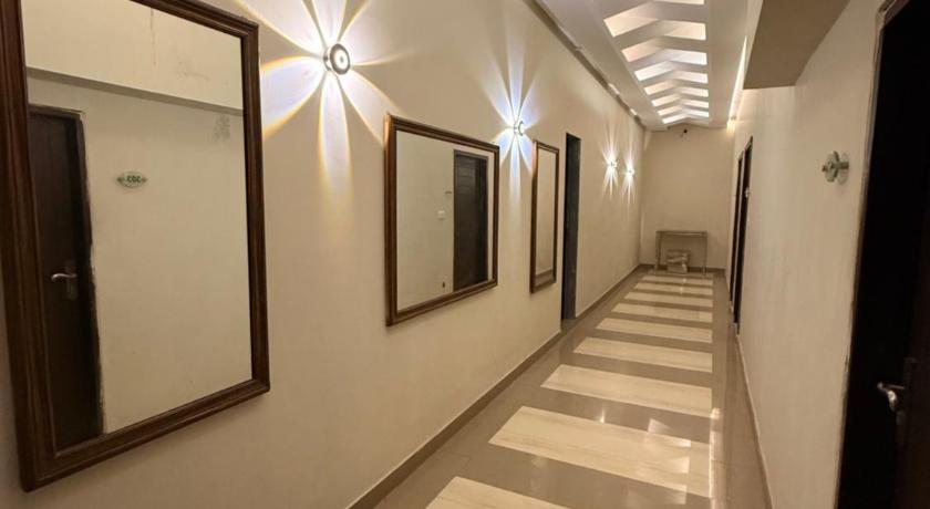 Park View Hotel Gulberg - main image