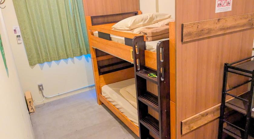 Osaka Hostel JIN 2-Star Hotel view