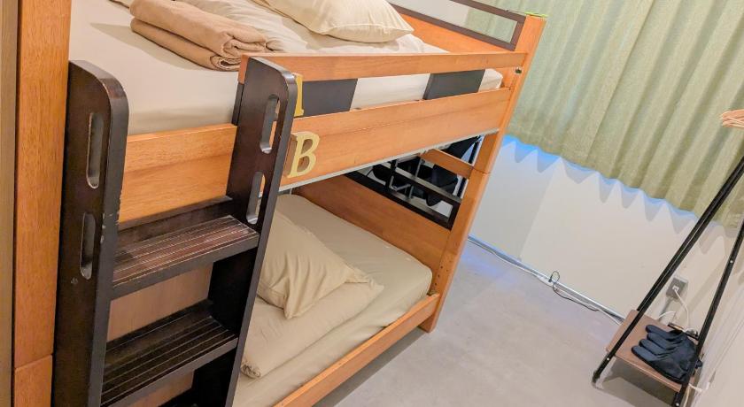 Osaka Hostel JIN 2-Star Hotel suite