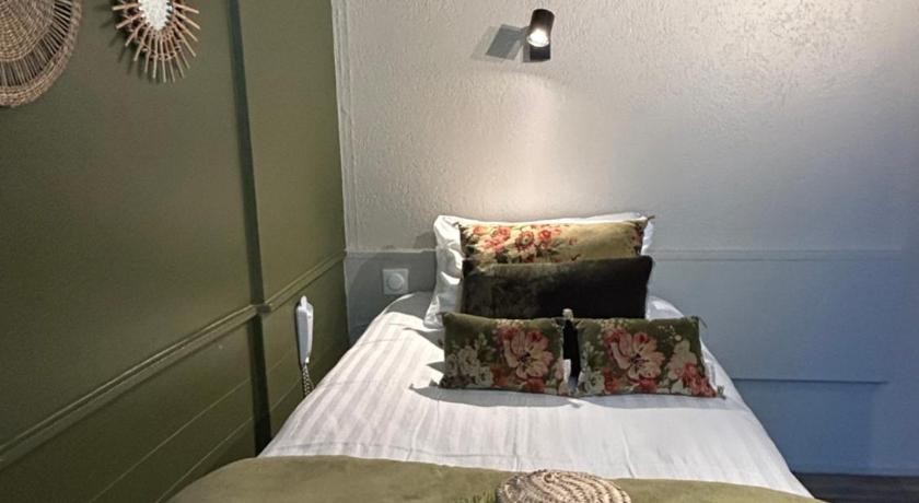 Image of Budget Single Room 11