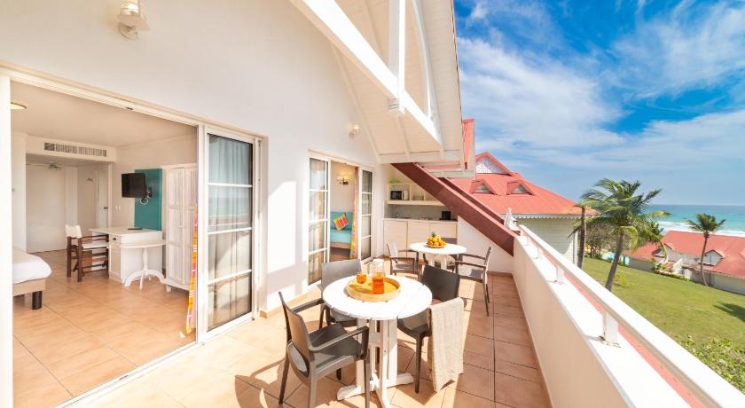 Image of Connecting Studios with Air Conditioning and Terrace (5 People) - Sea View 1