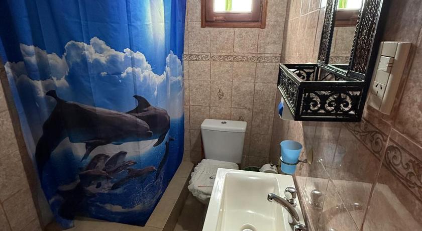 Image of Triple Room with Shared Bathroom 1