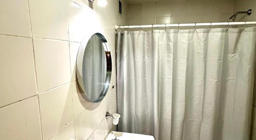 Image of Twin Room 3