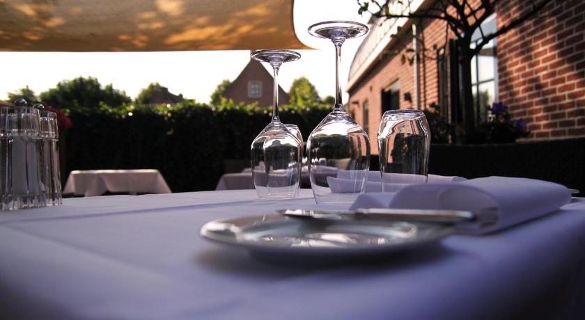 Suitehotel Posthoorn photo