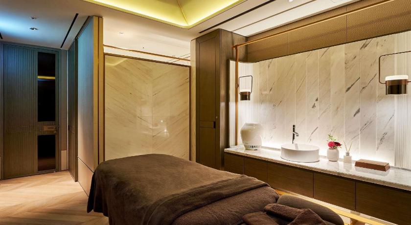 서울 페어몬트 앰배서더 서울 (Fairmont Ambassador Seoul) 5성급 호텔 수영장