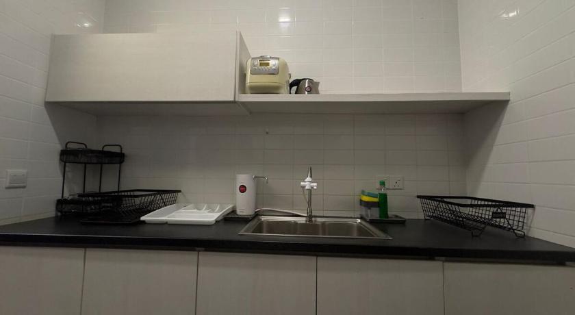 Sematan Townhouse in Sematan (Upper Unit) 4-Star Single Room room