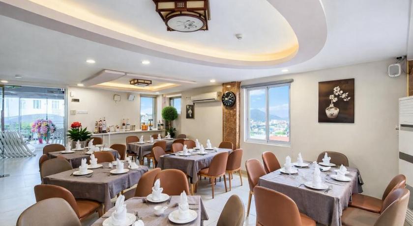 Xavia Hotel Quy Nhon - image 9