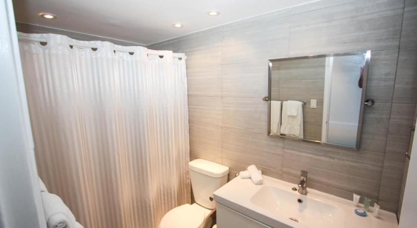 Immagine di Suite Fronte Oceano con Vista Mare Spettacolare (Oceanfront Suite with Spectacular Sea View) 2