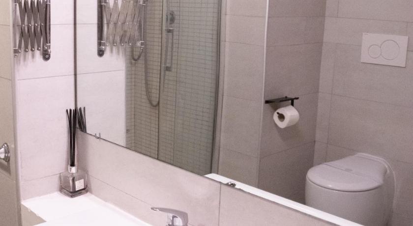 ローマ Guestlovers 3つ星 ホテル ロビー