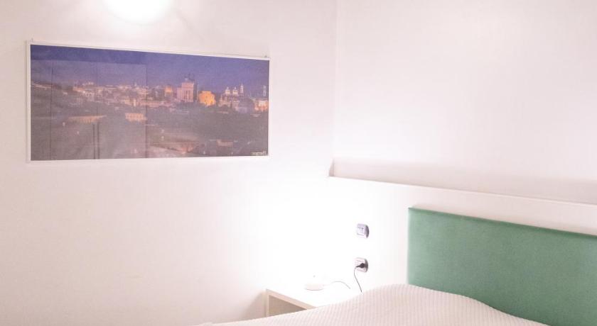 ローマ Guestlovers 3つ星 ホテル 施設