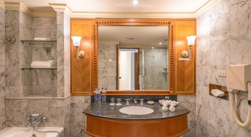 รูปของTwo-Bedroom Queen Suite with River View 2