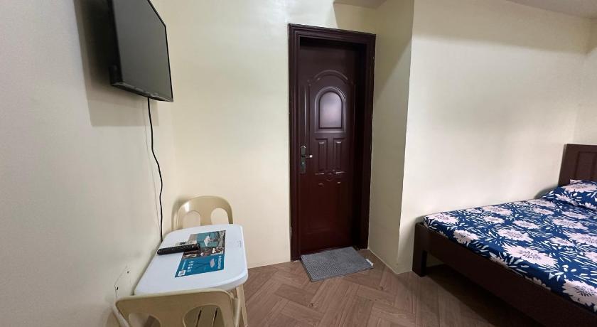 Image of Family Room 1