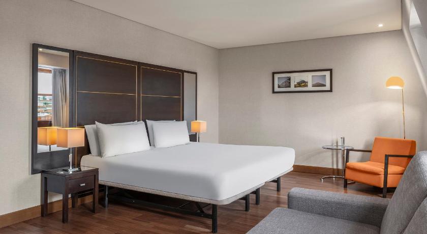 Image of Suite 4