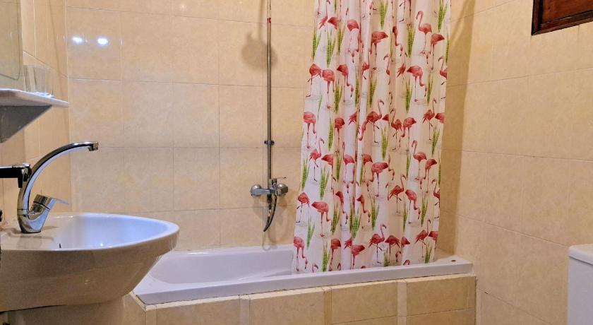 Image of Junior Suite with Garden View 7