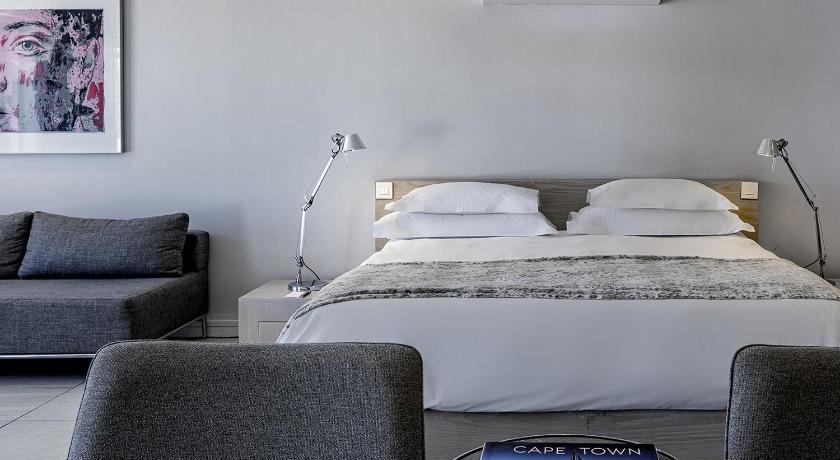 Image of Pool Suite Plus with Terrace 13