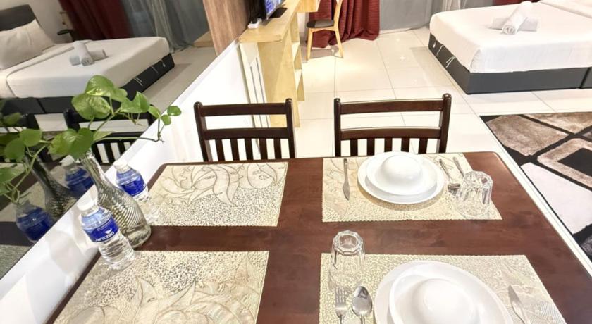 KLCC Apartment Summer Suites By CozyNest - image 2