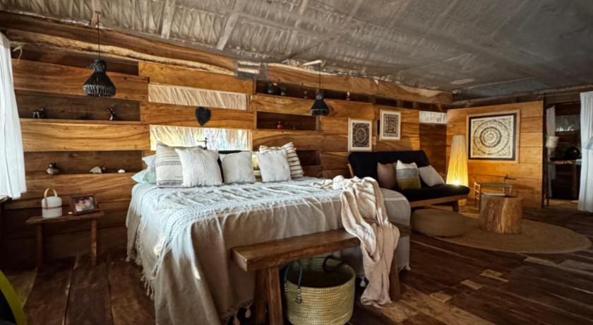 Cabanas Casa de Agua