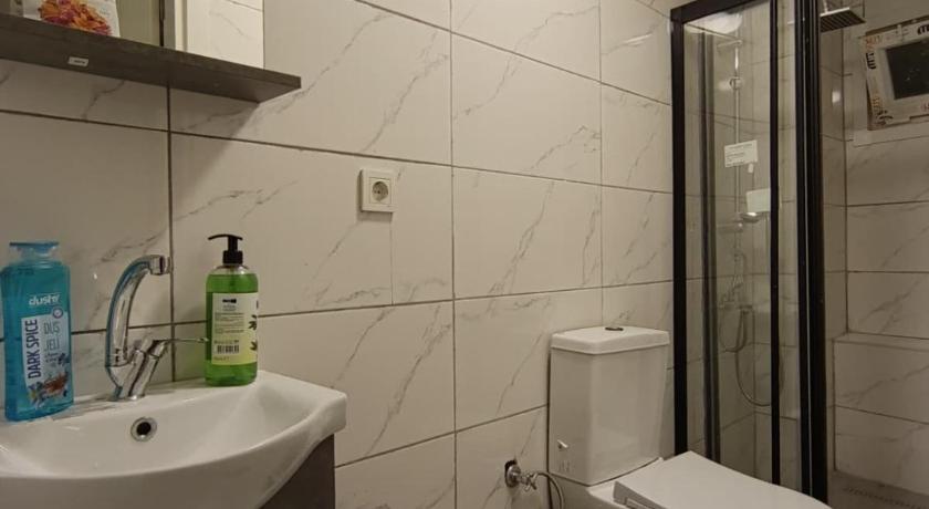 White Lotus Suites - image 8