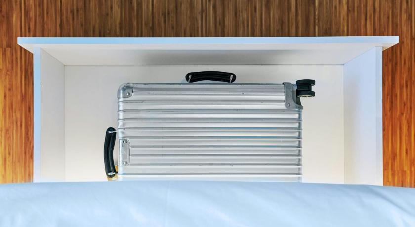 Image of Guest Room, 1 King 5